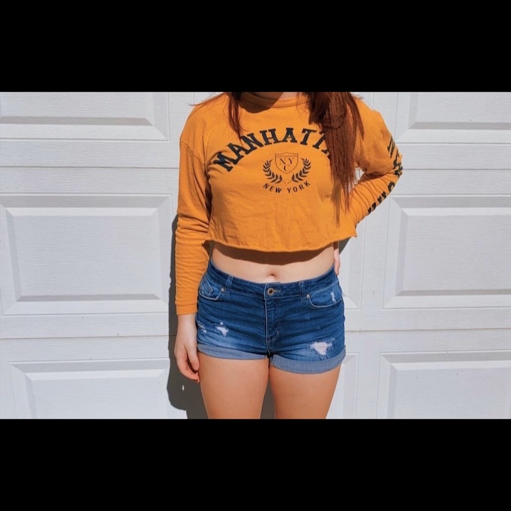 Manhattan Yellow Crop Top